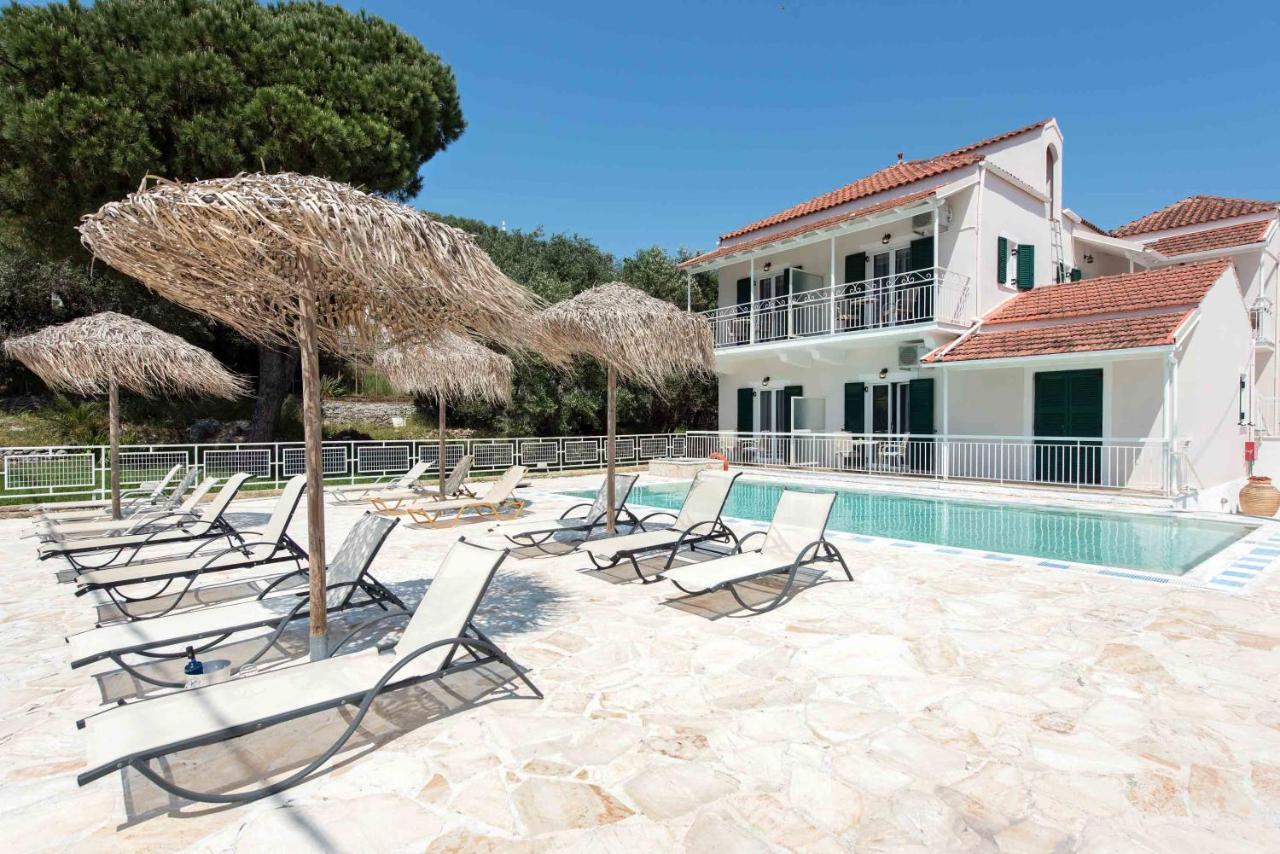 Marika Apartments Kassiopi Ngoại thất bức ảnh