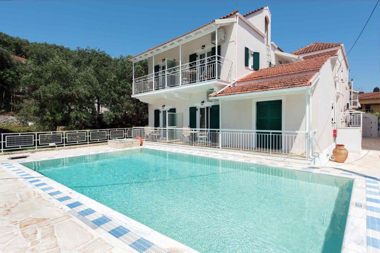 Marika Apartments Kassiopi Ngoại thất bức ảnh