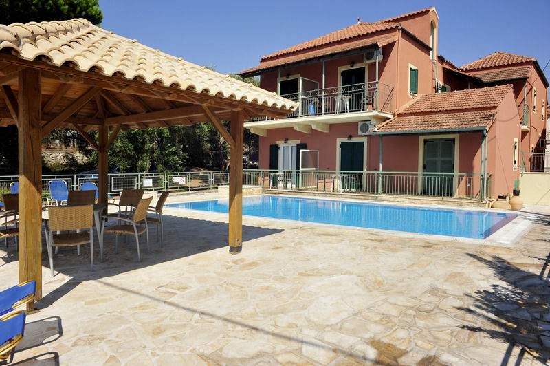 Marika Apartments Kassiopi Ngoại thất bức ảnh
